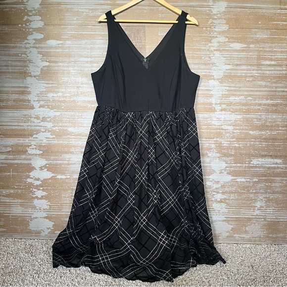 Torrid Black Ponte Mesh Knit Plaid Sparkle Midi Dress Holiday Party Womens 18 - Picture 2 of 6